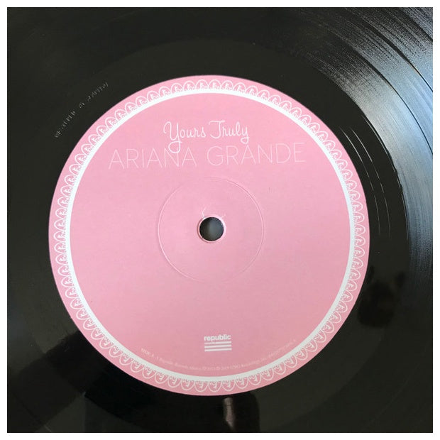 ARIANA GRANDE - YOURS TRULY | VINILO