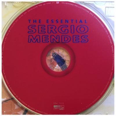 SERGIO MENDES - THE ESSENTIAL SERGIO MENDES | CD