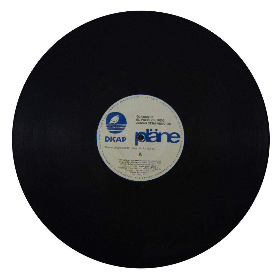 QUILAPAYUN - EL PUEBLO UNIDO JAMAS SERA VENCIDO | VINILO USADO