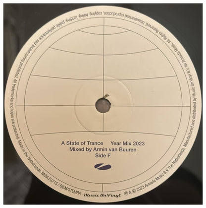 ARMIN VAN BUUREN - A STATE OF TRANCE (3LP) YEAR MIX 2023 | VINILO