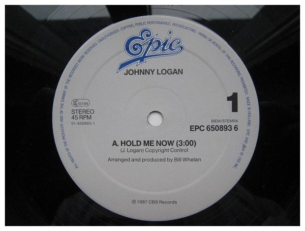 JOHNNY LOGAN - HOLD ME NOW | 12" MAXI SINGLE USADO