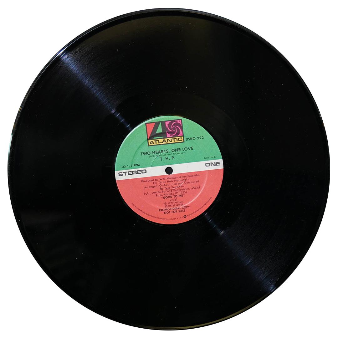 T.H.P. - TWO HEARTS, ONE LOVE | 12" MAXI SINGLE USADO