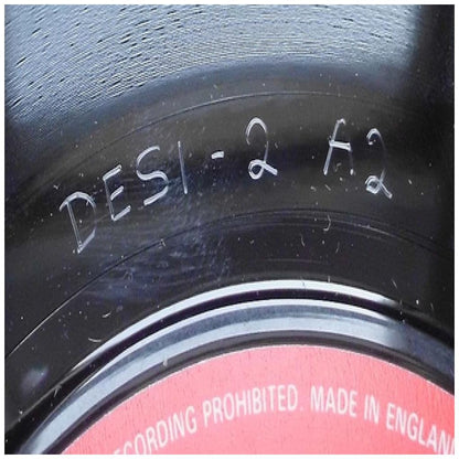 DESIRELLES - VOYAGE, VOYAGE (REMIXED) | 7" SINGLE USADO