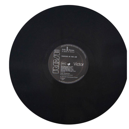 IAN CUSSICK - DANGER IN THE AIR | VINILO USADO