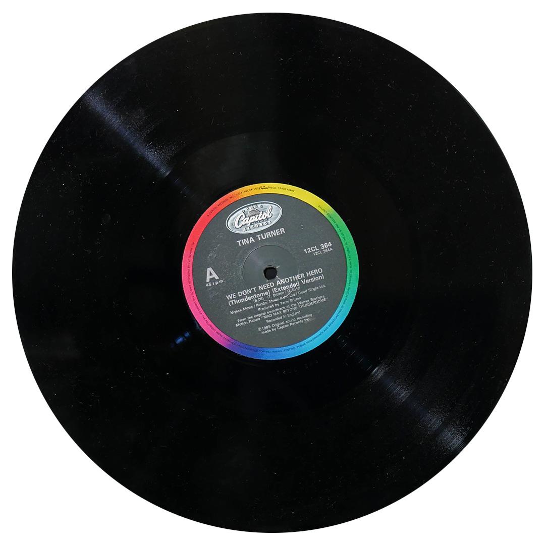 TINA TURNER - WE DONT NEED ANOTHER HERO | 12 MAXI SINGLE USADO