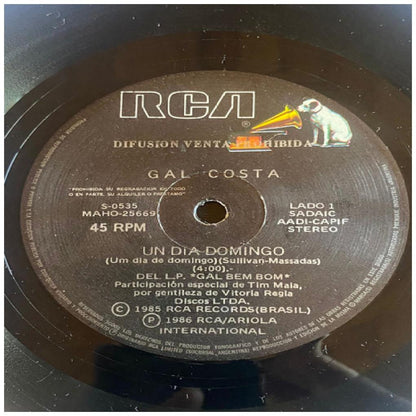 GAL COSTA - UN DIA DOMINGO | 7" SINGLE USADO